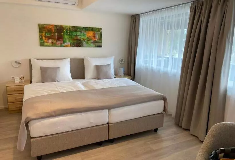 バルコニー付きスタンダードルーム, Landhotel Rosentaler Hof
