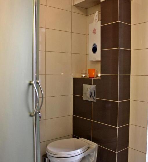 スタンダードルーム, Mister