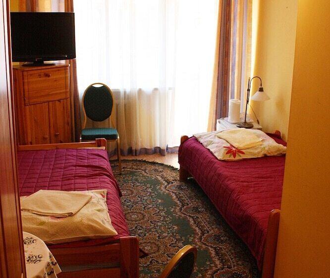 スタンダードルーム, Mister