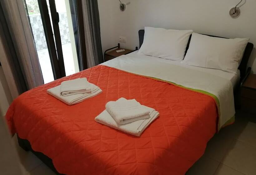 Семейные Апартаменты 3 Спальни, Elaionas Studios