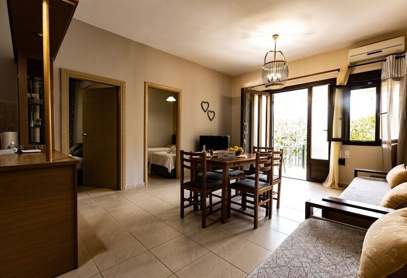 Семейные Апартаменты 3 Спальни, Elaionas Studios