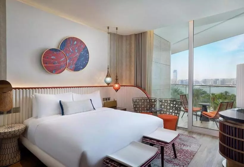 , W Dubai   Mina Seyahi