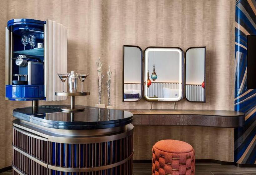 اتاق استاندارد با تخت بزرگ, W Dubai   Mina Seyahi