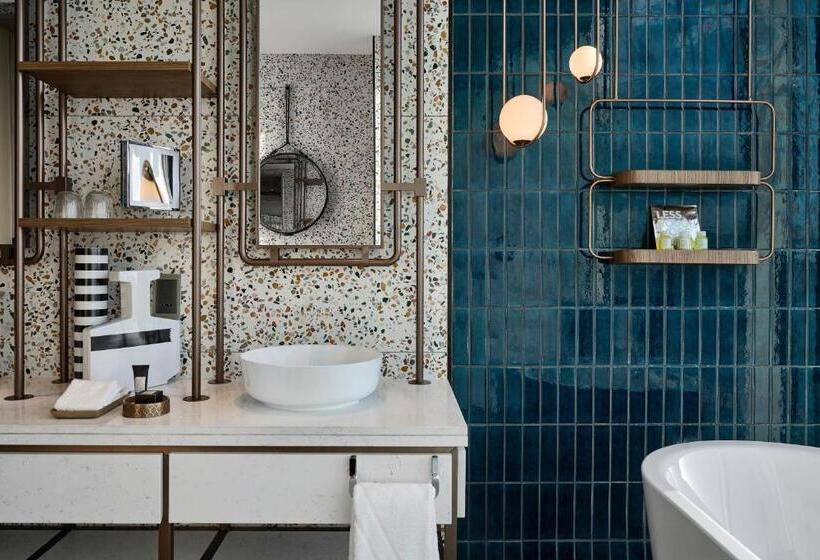 سوئیت با تخت بزرگ, W Dubai   Mina Seyahi