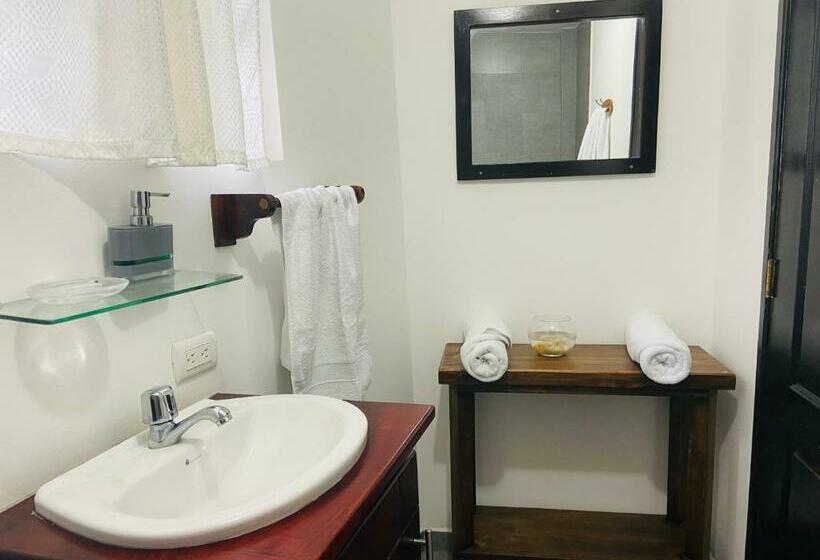 스탠다드 발코니 룸, Hostal Carpao Lodging