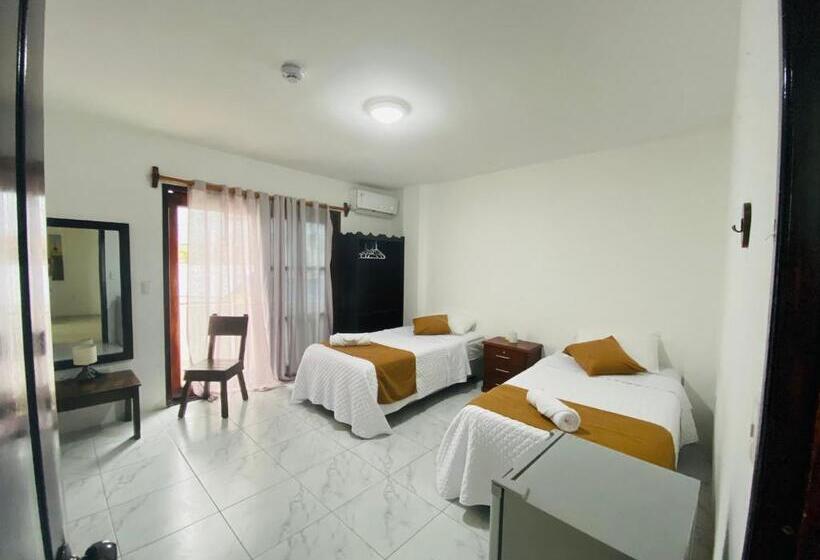 Номер Стандарт с Балконом, Hostal Carpao Lodging
