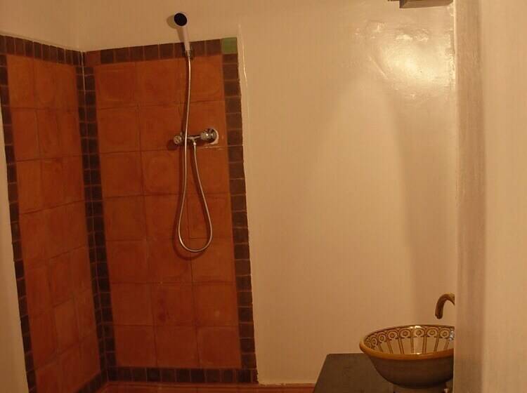 سوییت خانوادگی, Kasbah Tigmi N'oufella