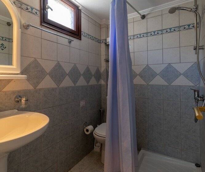 اتاق استاندارد با چشمانداز دریا, Pension Holidays