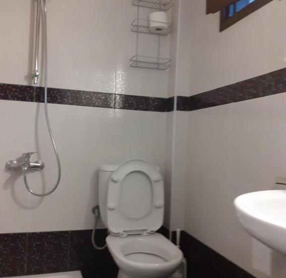 اتاق استاندارد با چشمانداز دریا, Pension Holidays