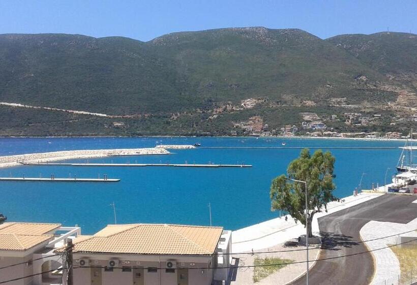 اتاق استاندارد سه نفره, Pension Holidays