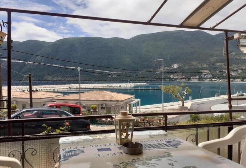 استودیوی استاندارد, Pension Holidays