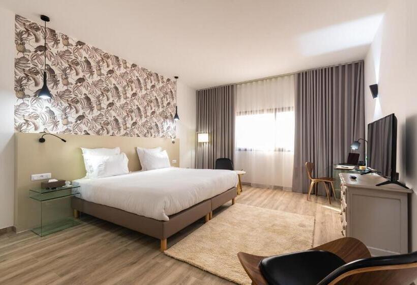 اتاق سوپریور سه تخته, L Adresse Dakar