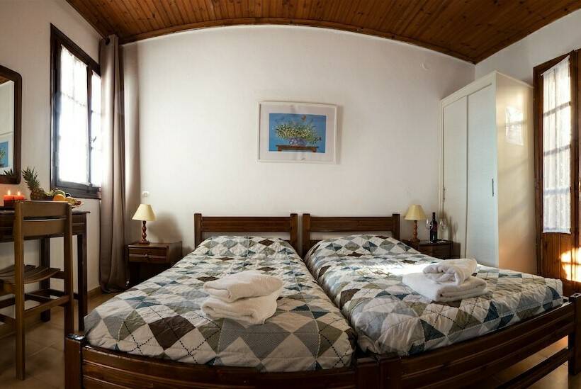 اتاق استاندارد, Villa Perris Studios