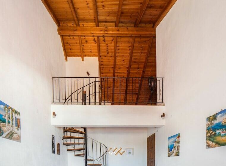 آپارتمان 2 خوابه با چشم‌انداز دریا, Villa Perris Studios