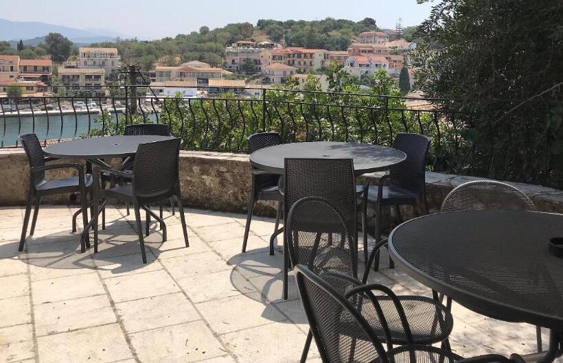 اتاق استاندارد, Villa Perris Studios