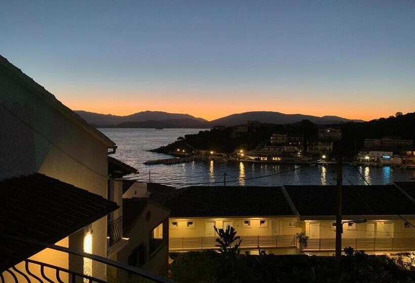 اتاق استاندارد, Villa Perris Studios