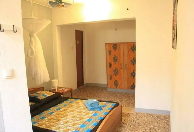 اتاق استاندارد اینتریور, Ouaka