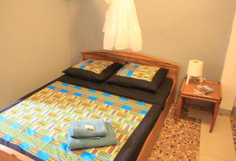 标准工作室, Ouaka