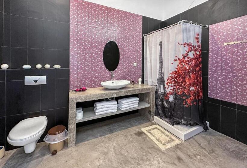 패밀리 스위트, Serenity Boutique Suites