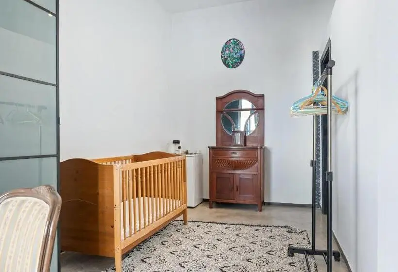 سوئیت خانواده 2 خوابه, Serenity Boutique Suites