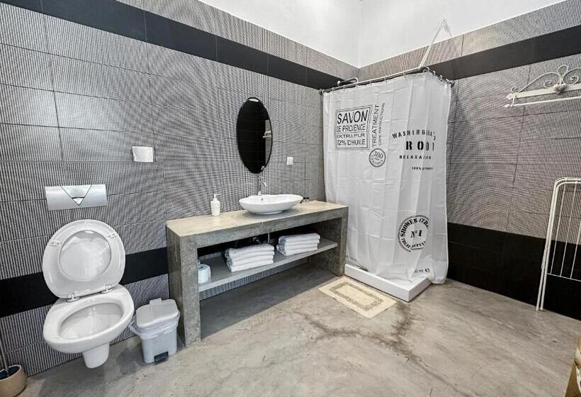 جناح عائلي غرفتين نوم, Serenity Boutique Suites