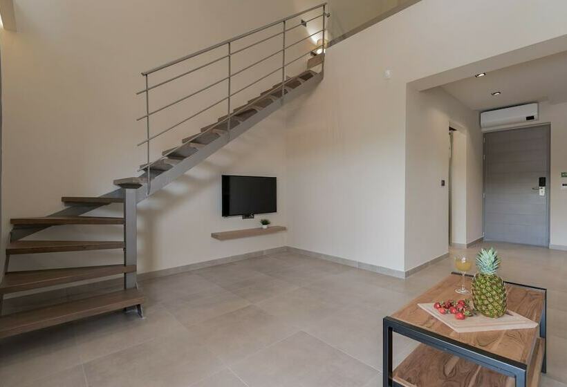 اتاق دوبلکس, Mystique Luxury Suites & Maisonettes