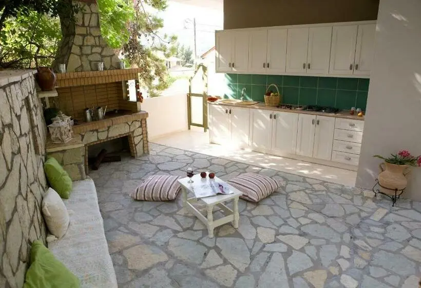 Standard Room, Isalos