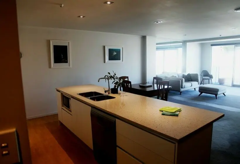 ２ベッドルームアパートメント, Quayside Apartments