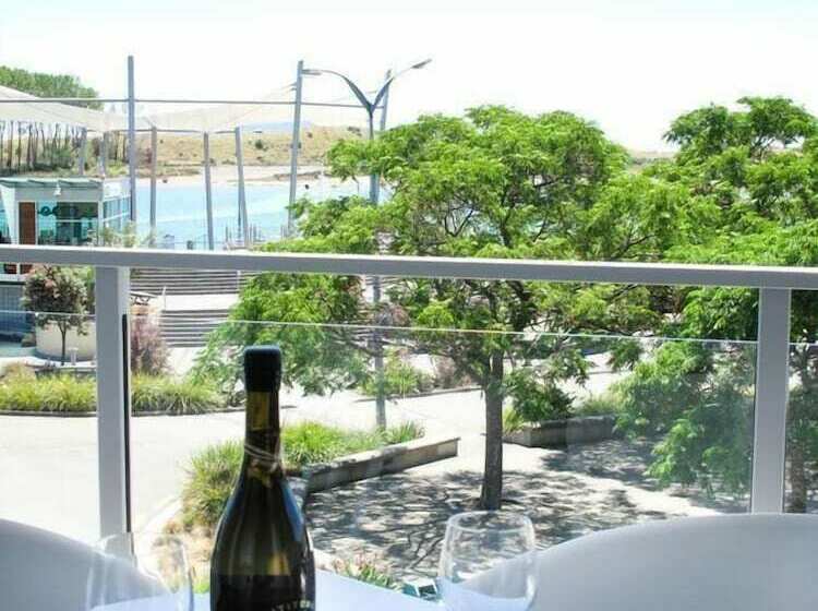 דירת אקזקיוטיב, חדר שינה 1, Quayside Apartments