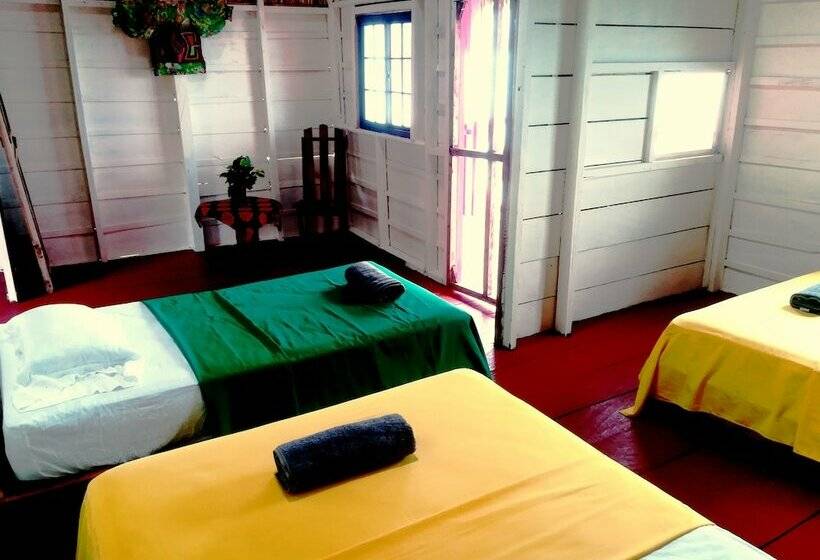 트리플 클래식 룸, Akwa Reef Lodge