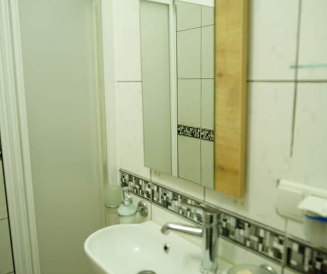 חדר קומפורט, Dardanelles1915