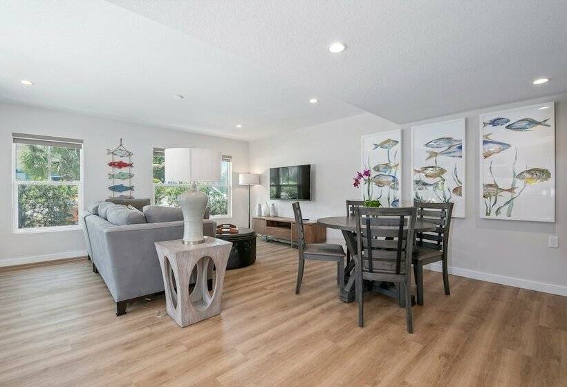 شقة ديلوكس غرفتين نوم, Escape Resort & Marina