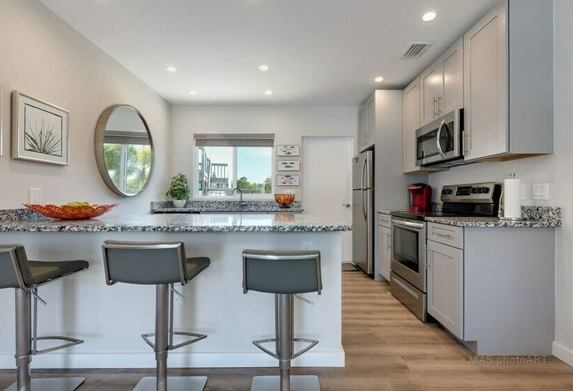 شقة ديلوكس غرفتين نوم, Escape Resort & Marina