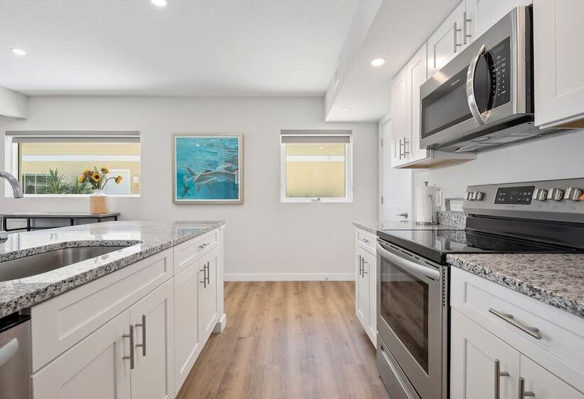 شقة ديلوكس غرفتين نوم, Escape Resort & Marina