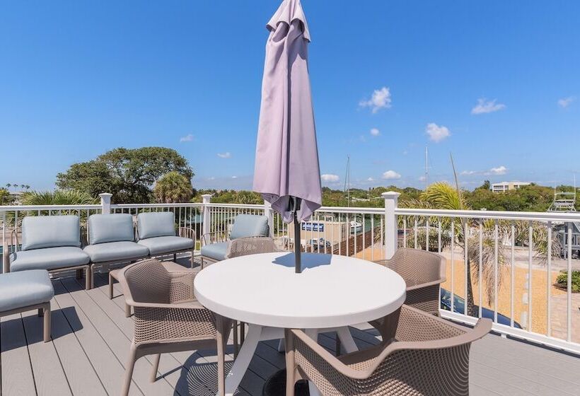 شقة ديلوكس غرفتين نوم, Escape Resort & Marina