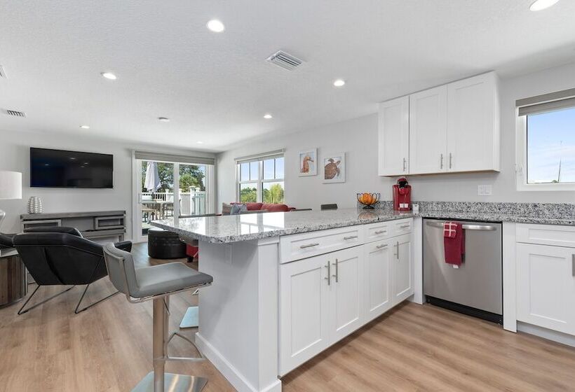 شقة ديلوكس غرفتين نوم, Escape Resort & Marina