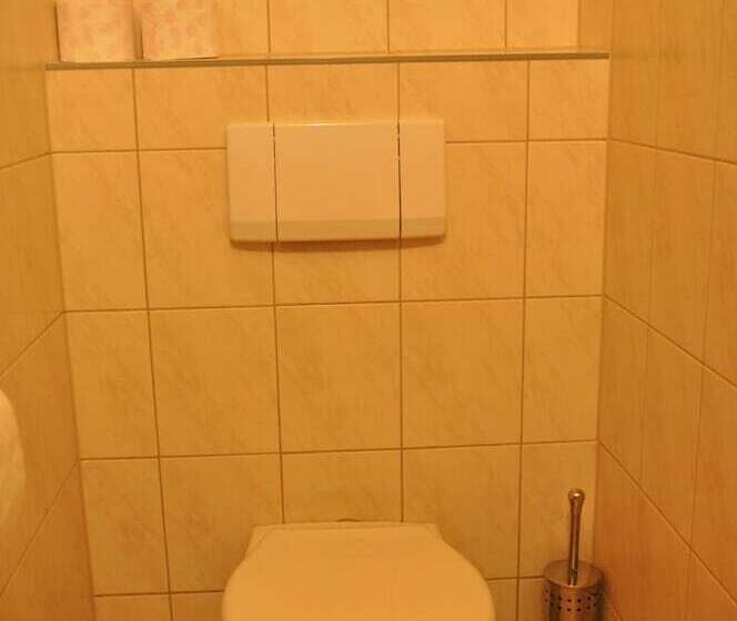 침실 4개 아파트, Haus Astoria