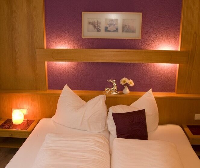 패밀리 룸, Haus Astoria