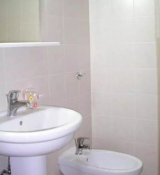 Standard Kolmen Hengen Huone, B&b Casansaldo