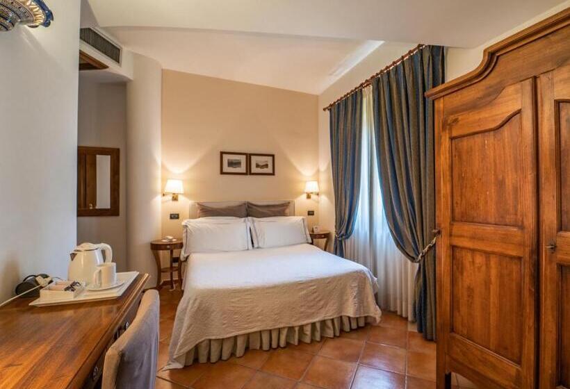 基本间, Casal Dell Angelo