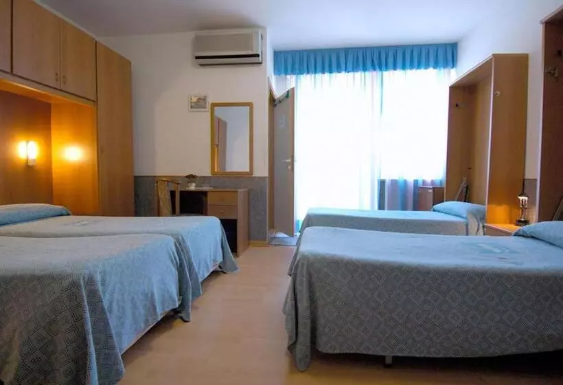 スタンダード４人部屋, Ai Pini