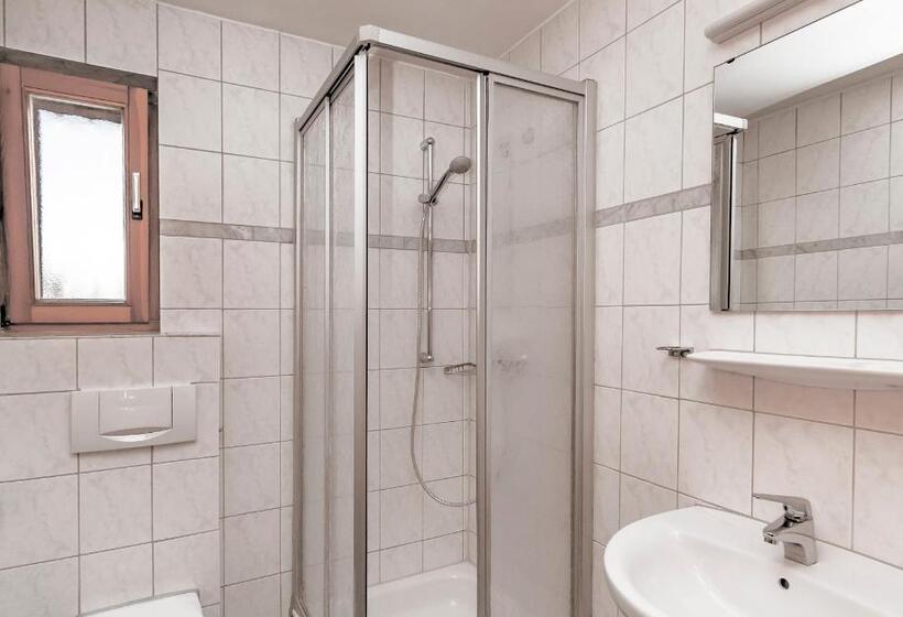 اتاق استاندارد, Bett & Frühstück