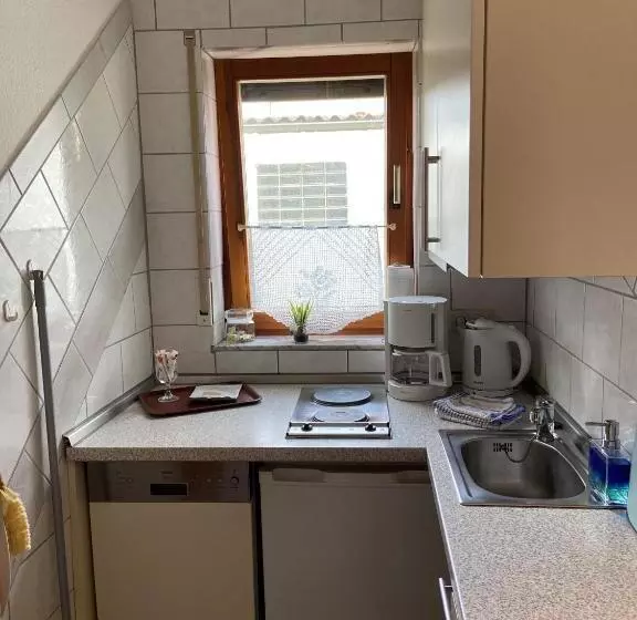 آپارتمان 1 خوابه, Bett & Frühstück