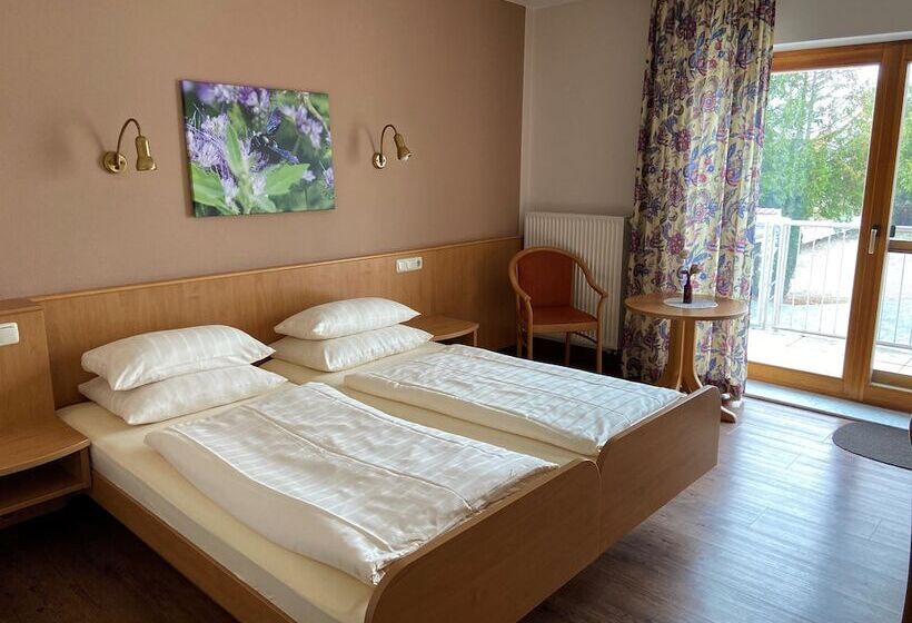 اتاق راحتی یک تخته, Bett & Frühstück