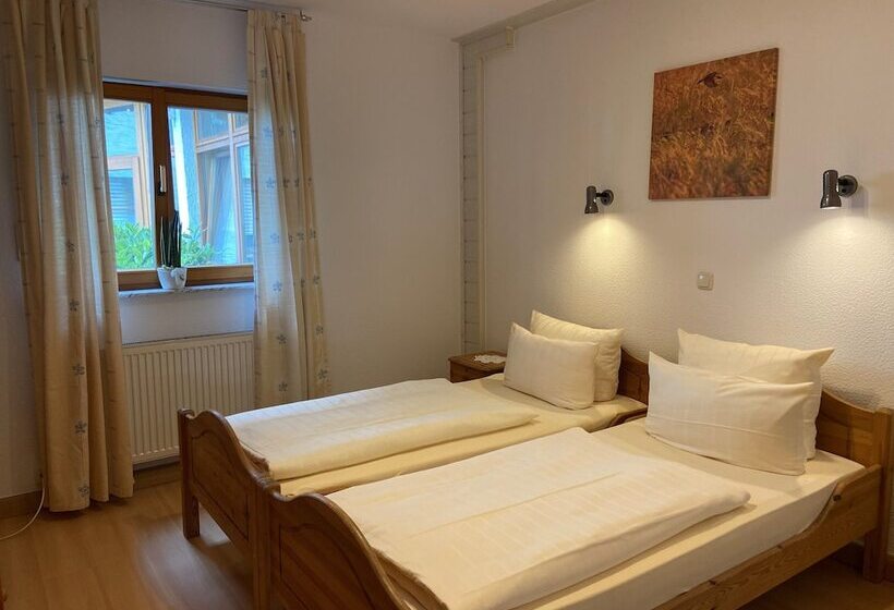 آپارتمان 1 خوابه, Bett & Frühstück