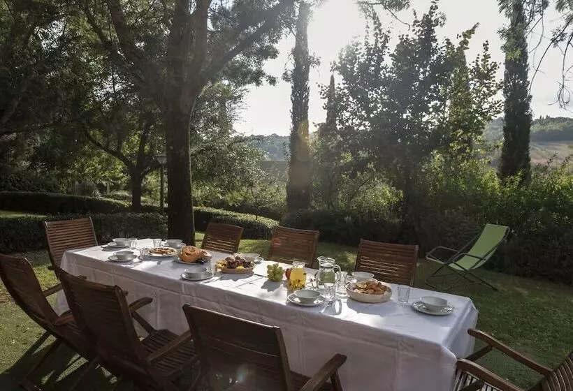 家族用アパートメント, Borgo Al Cerro