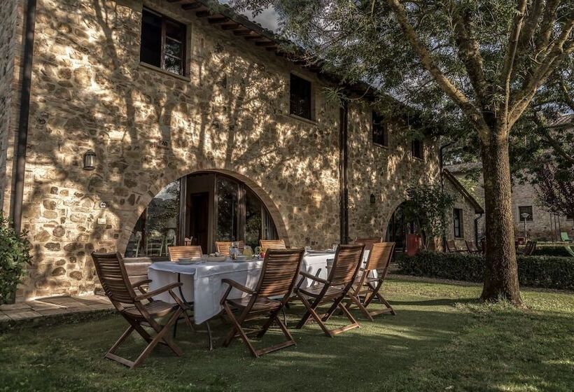 家族用アパートメント, Borgo Al Cerro