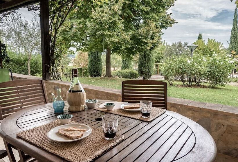 Студия Стандарт, Borgo Al Cerro