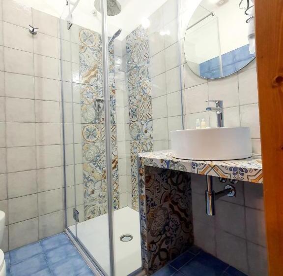 غرفة أساسية إطلالة جانبية على البحر, Cala Marina