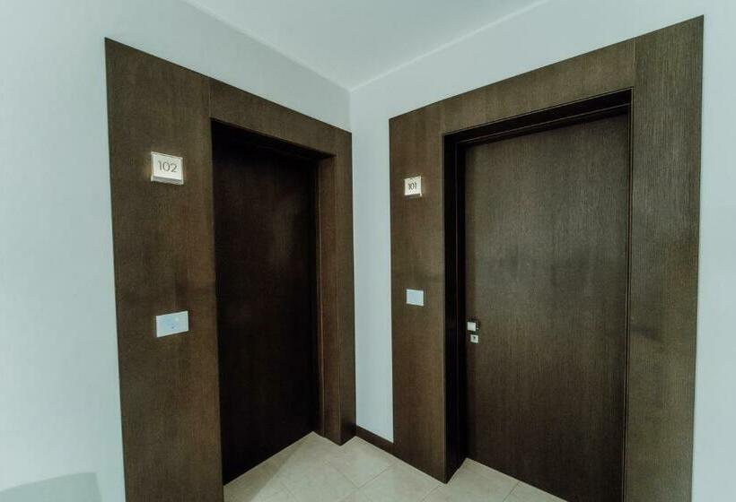 חדר סטנדרט עם מרפסת, Falli